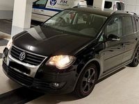 Gebraucht VW Touran 140 PS (102 kW) 2009 Schwarz Van / Kleinbus