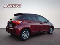 Gebraucht Toyota Yaris Hybrid Style 101 PS (74 kW) 2018 Rot Kleinwagen