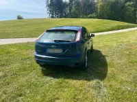 Usata Ford Focus 102 CV (75 kW) 2010 Blu Berlina