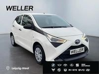 Gebraucht Toyota Aygo 72 PS (52 kW) 2021 Pianosaweiß Kleinwagen