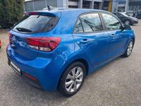 Gebraucht Kia Rio Vision 101 PS (74 kW) 2021 (spb) bathysblau met. Limousine