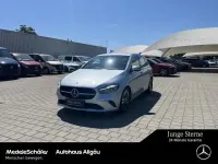 Gebraucht Mercedes B220 190 PS (139 kW) 2024 Lack hightechsilber Kleinwagen