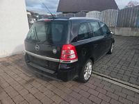 Gebraucht Opel Zafira 140 PS (102 kW) 2008 Schwarz Van / Kleinbus