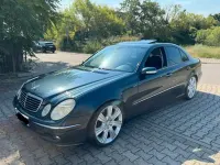 Gebraucht Mercedes E500 Avantgarde 306 PS (225 kW) 2005 Blau Limousine