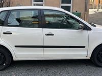 Gebraucht VW Polo Trendline 60 PS (44 kW) 2009 Weiß Kleinwagen