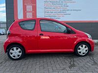 Gebraucht Toyota Aygo 68 PS (50 kW) 2010 Rot Kleinwagen