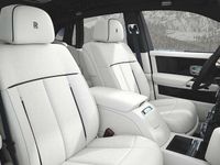 Neu Rolls Royce Phantom 563 PS (414 kW) 2026 Schwarz Limousine