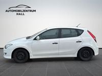 Gebraucht Hyundai i30 Edition 109 PS (80 kW) 2011 Weiß Limousine