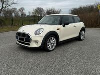 Gebraucht Mini Cooper 102 PS (75 kW) 2016 Weiß Kleinwagen