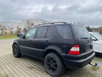 gebraucht Mercedes ML400 ML 400CDI-Mattschwarz-Top Extras