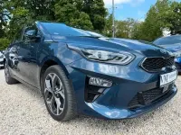 Gebraucht Kia Ceed 140 PS (102 kW) 2019 Blau Kleinwagen