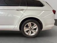 Gebraucht VW Passat Business 150 PS (110 kW) 2023 Weiß Kombi