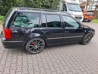 Second-hand VW Bora 204 CP (150 kW) 2001 Negru Break