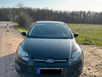 Gebraucht Ford Focus Champions Edition 105 PS (77 kW) 2012 Schwarz Kleinwagen