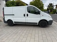 Gebraucht Opel Vivaro 90 PS (66 kW) 2012 Weiß Van / Kleinbus