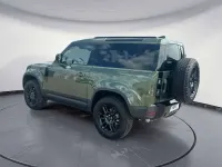 Neu Land Rover Defender S 200 PS (147 kW) 2026 Grün SUV