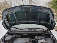 Gebraucht Opel Corsa 90 PS (66 kW) 2016 Grün Kleinwagen