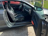 Gebraucht VW Eos 122 PS (89 kW) 2011 Grau Cabrio