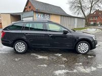 Gebraucht Skoda Octavia Ambition 140 PS (102 kW) 2014 Schwarzmagic perleffekt Kleinwagen