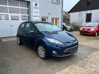 Gebraucht Ford Fiesta Trend 82 PS (60 kW) 2011 Blau Kleinwagen