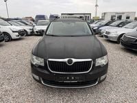 Gebraucht Skoda Superb Ambition 170 PS (125 kW) 2012 Silber Limousine