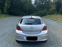 Gebraucht Opel Astra GTC 140 PS (102 kW) 2007 Silber Coupé