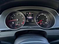 Gebraucht VW Passat Business 190 PS (139 kW) 2019 Weiß Kombi