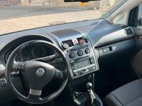 Gebraucht VW Touran 140 PS (102 kW) 2008 Braun Van / Kleinbus