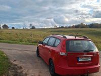 Gebraucht Hyundai i30 Edition+ 109 PS (80 kW) 2010 Rot Kombi