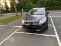 Gebraucht Ford Focus 105 PS (77 kW) 2012 Grau Kombi