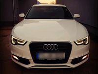 Gebraucht Audi A5 Sportback S-Line 150 PS (110 kW) 2015 Weiß Kleinwagen