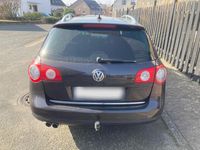 Gebraucht VW Passat 160 PS (117 kW) 2009 Grau Kombi