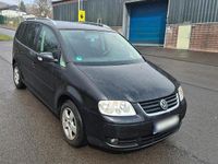 Second-hand VW Touran 105 CP (77 kW) 2005 Negru Monovolum