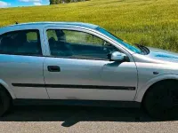 Gebraucht Opel Astra 75 PS (55 kW) 2000 Silber Limousine