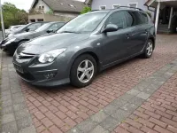 Gebraucht Hyundai i30 Edition 109 PS (80 kW) 2011 Grau Kombi