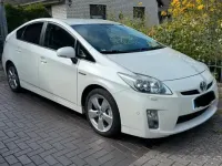 Gebraucht Toyota Prius 136 PS (100 kW) 2010 Weiß Kleinwagen