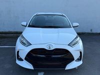 Neu Toyota Yaris Style 92 PS (67 kW) 2025 Weiß Kleinwagen