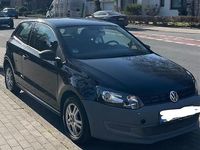 Gebraucht VW Polo 60 PS (44 kW) 2010 Schwarz Kleinwagen