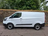 Gebraucht Ford Transit Custom 105 PS (77 kW) 2021 Weiß Limousine