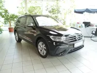 Gebraucht VW Tiguan Allspace Life 150 PS (110 kW) 2022 Schwarz SUV