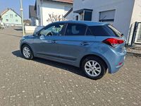 Gebraucht Hyundai i20 Passion 101 PS (74 kW) 2016 Limousine
