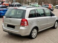 Gebraucht Opel Zafira 125 PS (91 kW) 2012 Weiß Van / Kleinbus