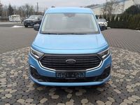 Gebraucht Ford Tourneo Titanium 122 PS (89 kW) 2025 Blau Van / Kleinbus