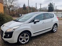 Gebraucht Peugeot 3008 Premium 109 PS (80 kW) 2009 Weiß Limousine