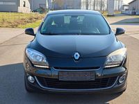 Gebraucht Renault Mégane Bose Edition 116 PS (85 kW) 2012 Schwarz Limousine