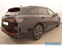 Gebraucht VW Passat R-line 150 PS (110 kW) 2024 Grenadillschwarz metallic (schwarz) Kombi