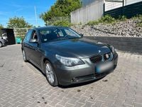Gebraucht BMW 523 177 PS (130 kW) 2006 Grau Limousine