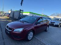 Gebraucht Ford Focus Trend 101 PS (74 kW) 2005 Rot Limousine
