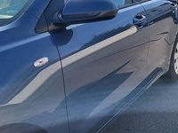 Gebraucht Kia Rio 64 PS (47 kW) 2018 Blau Limousine