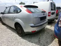 Gebraucht Ford Focus Ghia 116 PS (85 kW) 2006 Polarsilber metallic Kleinwagen